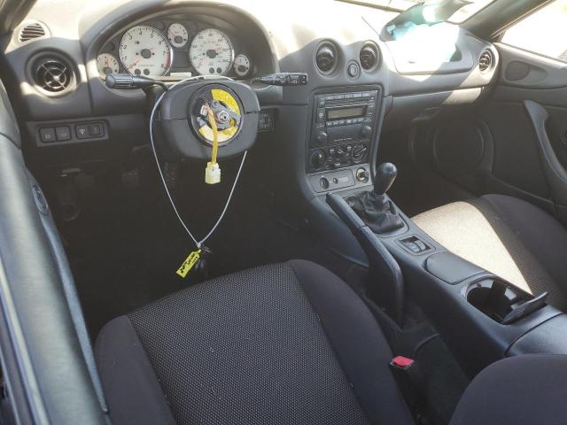 JM1NB353610217221 - 2001 MAZDA MX-5 MIATA BASE GREEN photo 8