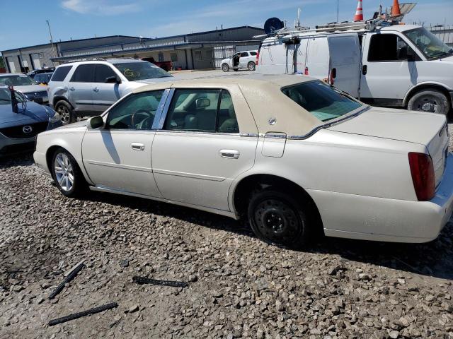 1G6KF57982U117820 - 2002 CADILLAC DEVILLE DTS CREAM photo 2