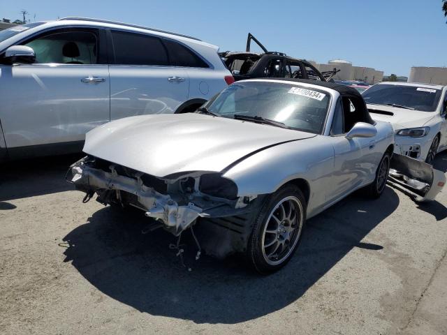 JM1NB353840400866 - 2004 MAZDA MX-5 MIATA BASE SILVER photo 1
