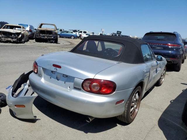 JM1NB353840400866 - 2004 MAZDA MX-5 MIATA BASE SILVER photo 3