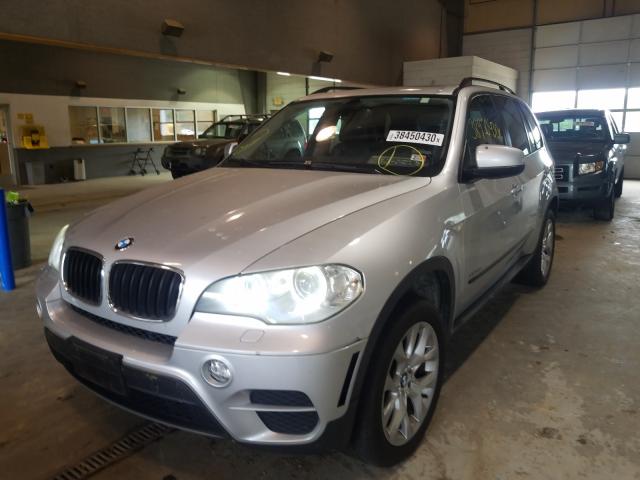 5UXZV4C53CL749478 - 2012 BMW X5 XDRIVE3 SILVER photo 2