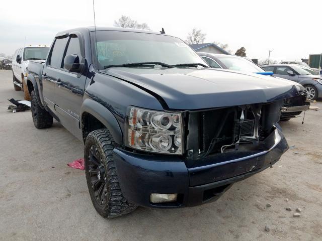 2GCEK13M071575329 - 2007 CHEVROLET SILVERADO K1500 CREW CAB BLUE photo 1