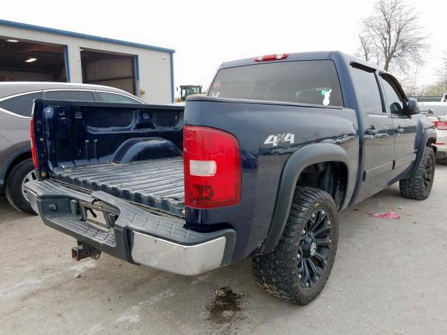 2GCEK13M071575329 - 2007 CHEVROLET SILVERADO K1500 CREW CAB BLUE photo 4