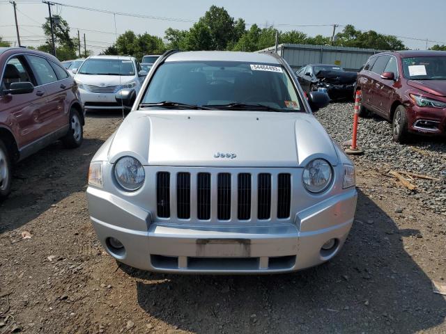 1J8FF47W07D428866 - 2007 JEEP COMPASS SILVER photo 5