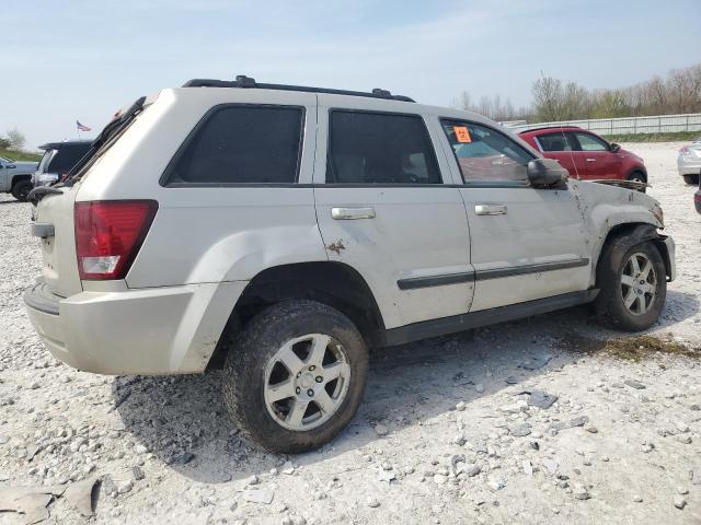 1J8GR48K58C109011 - 2008 JEEP GRAND CHER LAREDO SILVER photo 3