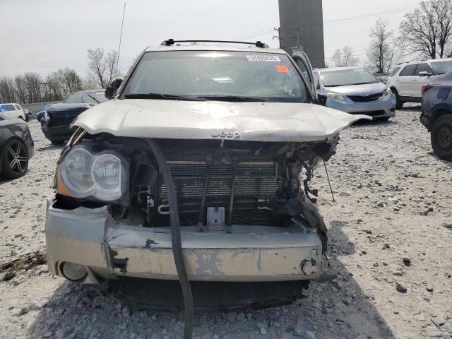 1J8GR48K58C109011 - 2008 JEEP GRAND CHER LAREDO SILVER photo 5