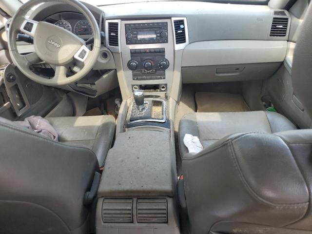 1J8GR48K58C109011 - 2008 JEEP GRAND CHER LAREDO SILVER photo 8