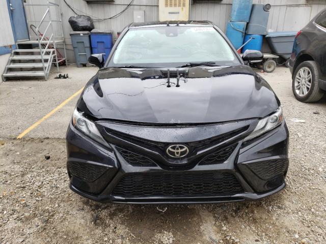 4T1K61AK8MU581223 - 2021 TOYOTA CAMRY XSE BLACK photo 5