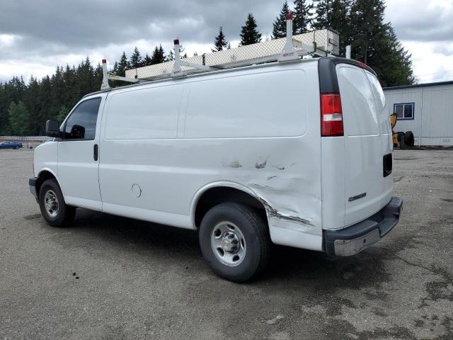 1GCWGAF76M1163056 - 2021 CHEVROLET EXPRESS G2 WHITE photo 2