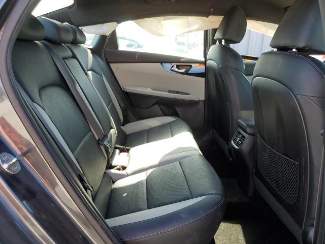 3KPF54AD3KE032911 - 2019 KIA FORTE EX BLACK photo 10