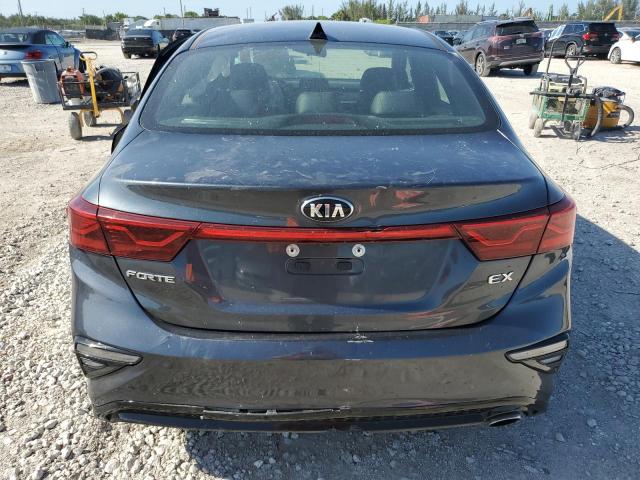 3KPF54AD3KE032911 - 2019 KIA FORTE EX BLACK photo 6