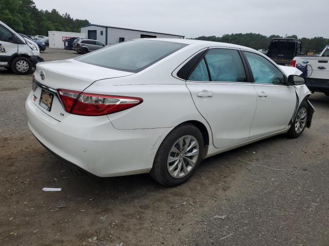 4T1BF1FK5FU879336 - 2015 TOYOTA CAMRY LE WHITE photo 3