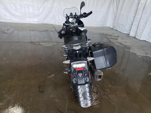 WB10D1303KZ463736 - 2019 BMW S 1000 XR შავი ფოტო 4