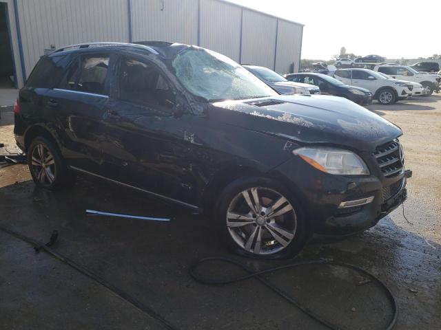 4JGDA5HB7FA568973 - 2015 MERCEDES-BENZ ML 350 4MATIC BLACK photo 4