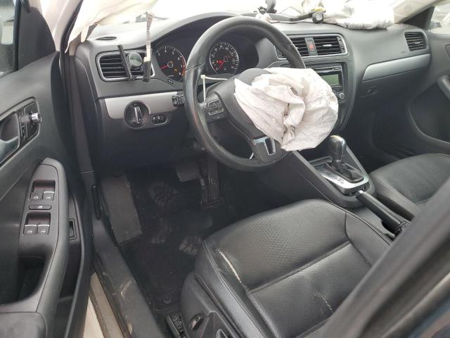 3VWDX7AJ1DM437311 - 2013 VOLKSWAGEN JETTA SE Weiß Foto 8