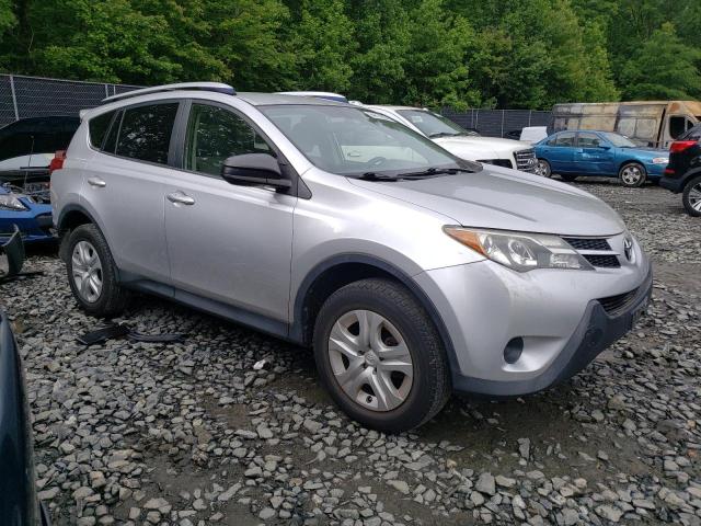 JTMBFREVXED078544 - 2014 TOYOTA RAV4 LE SILVER photo 4