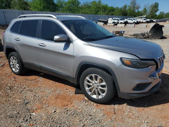 1C4PJLCB5KD203083 - 2019 JEEP CHEROKEE LATITUDE 银色 照片 4