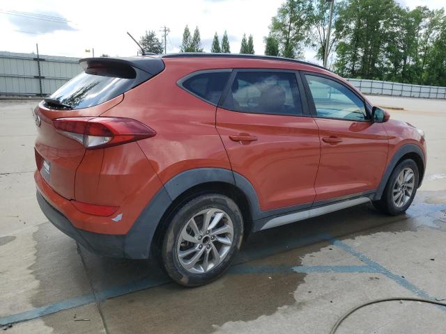 KM8J33A41HU396132 - 2017 HYUNDAI TUCSON LIMITED ORANGE photo 3