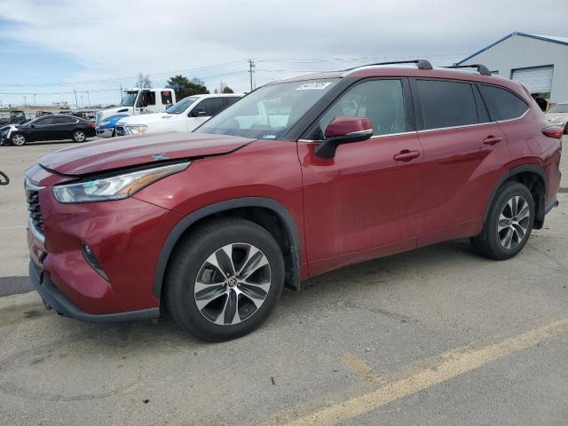 5TDGZRBH5LS017051 - 2020 TOYOTA HIGHLANDER XLE RED photo 1