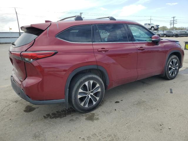 5TDGZRBH5LS017051 - 2020 TOYOTA HIGHLANDER XLE RED photo 3