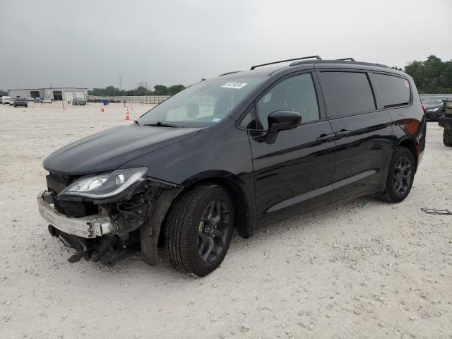 2C4RC1EG2JR322155 - 2018 CHRYSLER PACIFICA TOURING L PLUS BLACK photo 1