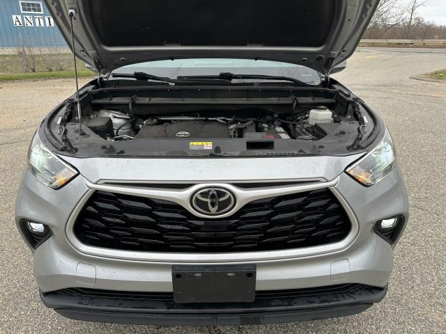 5TDHZRBH2NS163799 - 2022 TOYOTA HIGHLANDER XLE SILVER photo 7