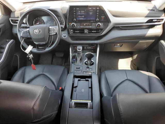5TDGZRBH2MS559323 - 2021 TOYOTA HIGHLANDER XLE BLACK photo 8