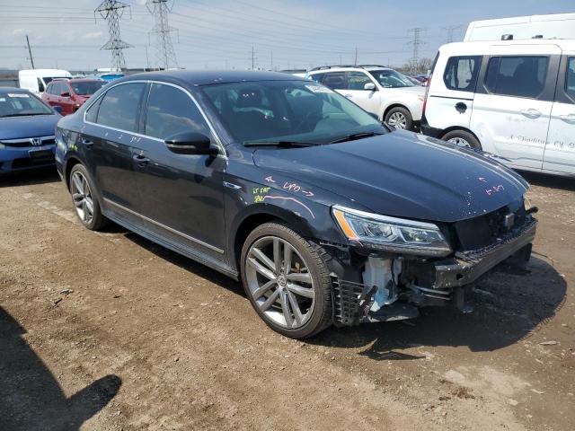 1VWDT7A39HC013380 - 2017 VOLKSWAGEN PASSAT R-LINE Սև լուսանկար 4