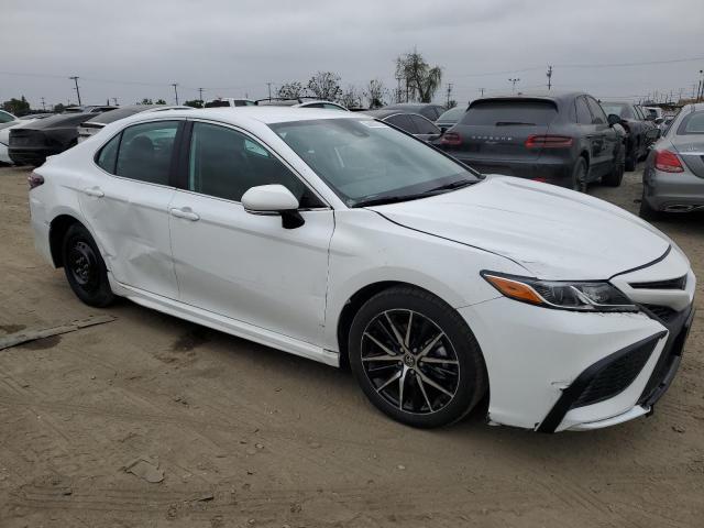 4T1T11AK5PU816409 - 2023 TOYOTA CAMRY SE NIGHT SHADE WHITE photo 4