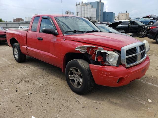 1D7HE42K97S104341 - 2007 DODGE DAKOTA SLT RED photo 4