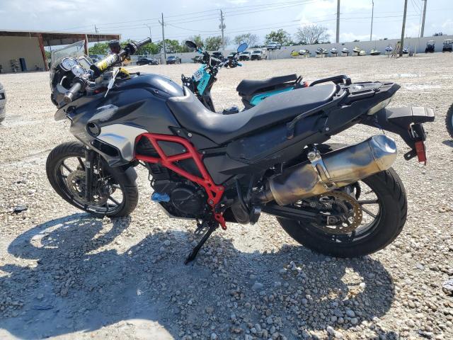 WB10B160XHZ318090 - 2017 BMW F700 GS BLACK photo 3