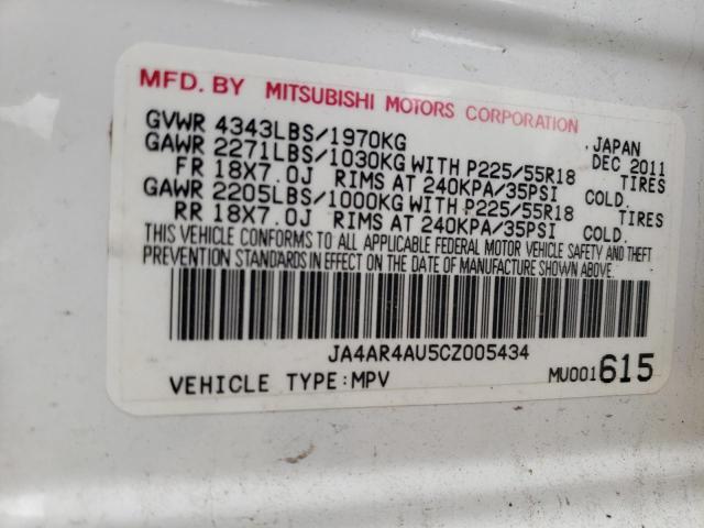 JA4AR4AU5CZ005434 - 2012 MITSUBISHI OUTLANDER SE WHITE photo 12