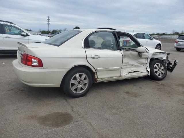 KNAGD128035190334 - 2003 KIA OPTIMA LX WHITE photo 3