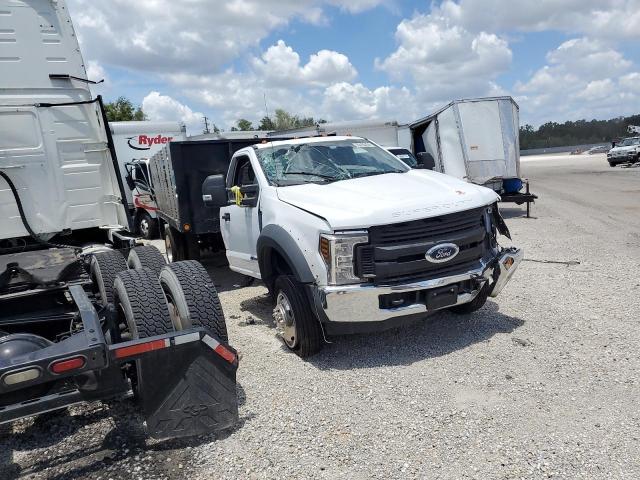 1FDUF5GT2KDA27270 - 2019 FORD F550 SUPER DUTY WHITE photo 4