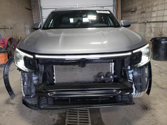 1V2HE2CA4RC225388 - 2024 VOLKSWAGEN ATLAS CROS SE فضي صورة 5