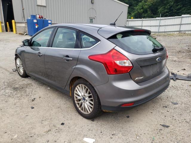 1FADP3N28EL462973 - 2014 FORD FOCUS TITANIUM GRAY photo 3