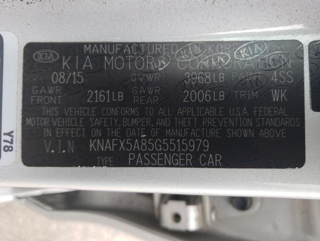 KNAFX5A85G5515979 - 2016 KIA FORTE EX SILVER photo 12