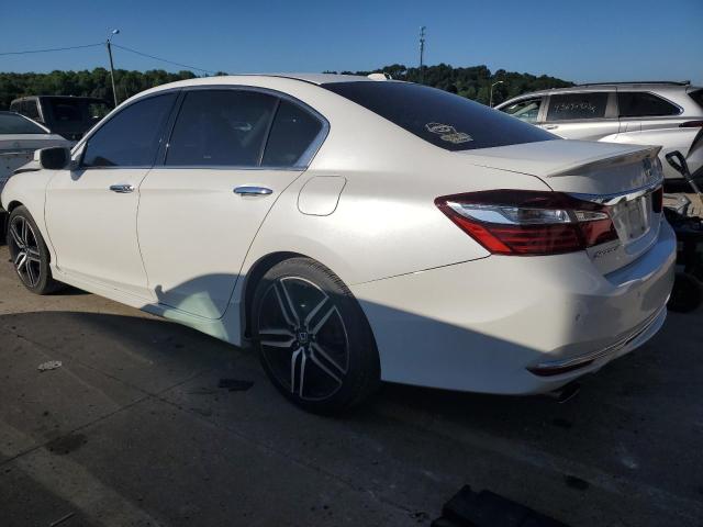 1HGCR3F92GA017902 - 2016 HONDA ACCORD TOURING WHITE photo 2