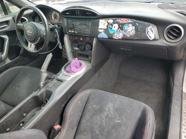 JF1ZNAA14D2711061 - 2013 TOYOTA SCION FR-S WHITE photo 8