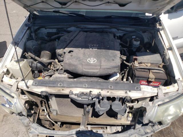 5TFJU4GN2CX026578 - 2012 TOYOTA TACOMA DOUBLE CAB PRERUNNER WHITE photo 11