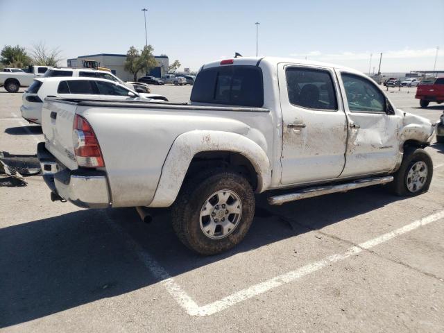 5TFJU4GN2CX026578 - 2012 TOYOTA TACOMA DOUBLE CAB PRERUNNER WHITE photo 3