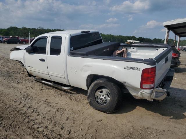 1GT220CG9BZ235572 - 2011 GMC SIERRA K2500 SLE WHITE photo 2