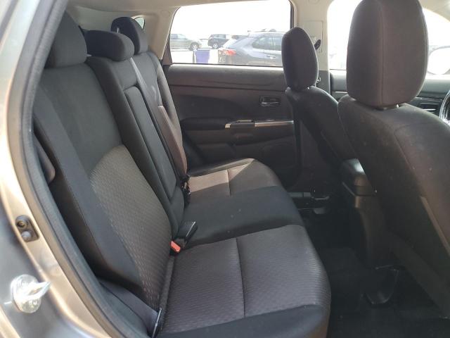 JA4AP4AU3KU017972 - 2019 MITSUBISHI OUTLANDER SE 灰色 照片 11