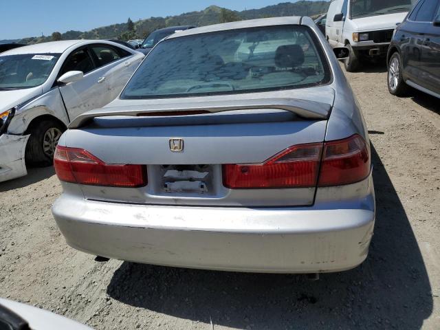 1HGCG1651WA071715 - 1998 HONDA ACCORD EX SILVER photo 6