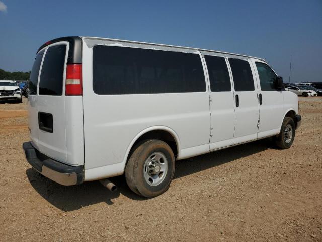 1GAZG1FA1D1102473 - 2013 CHEVROLET EXPRESS G3 LT WHITE photo 3