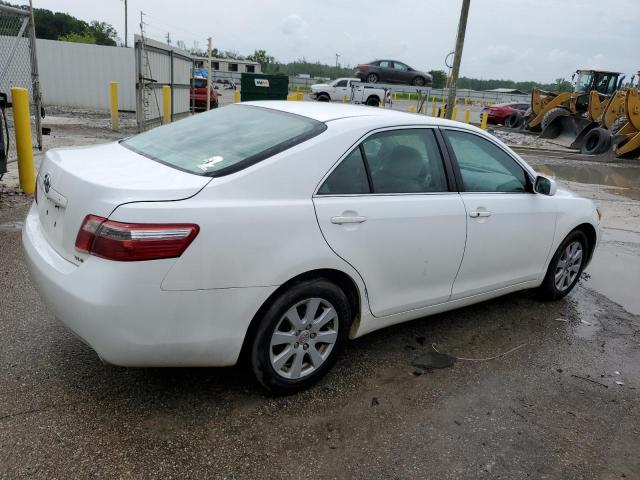 4T1BK46K08U562354 - 2008 TOYOTA CAMRY LE Белый фото 3