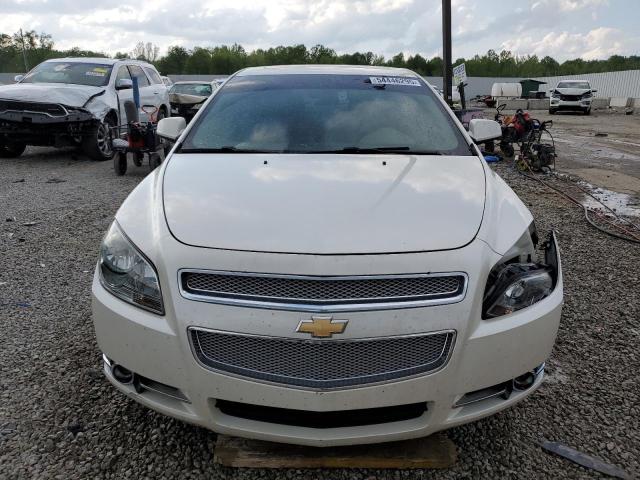 1G1ZE5EB2A4131997 - 2010 CHEVROLET MALIBU LTZ WHITE photo 5