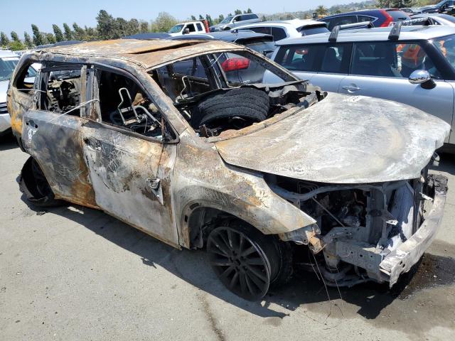 5TDJZRFH0JS555265 - 2018 TOYOTA HIGHLANDER SE BURN photo 4