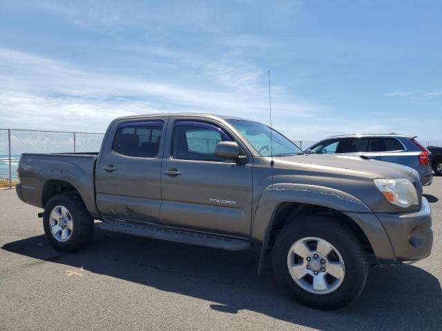 3TMJU4GN3AM096349 - 2010 TOYOTA TACOMA DOUBLE CAB PRERUNNER BROWN photo 4