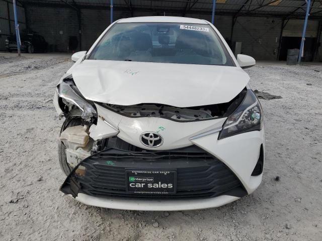 VNKJTUD38JA097118 - 2018 TOYOTA YARIS L WHITE photo 5